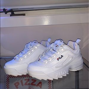 FILA Sneakers